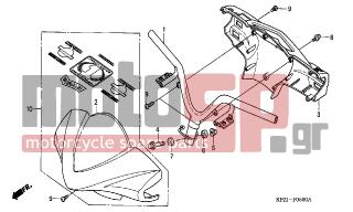 HONDA - SES150 (ED) 2004 - Frame - HANDLE PIPE/HANDLE COVER - 53205-KPZ-900ZK - COVER, FR. HANDLE *NHA32M*