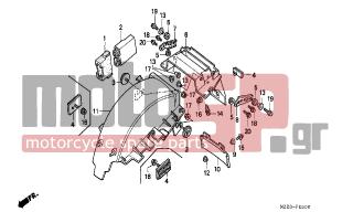 HONDA - CBR1000F (ED) 1995 - Body Parts - REAR FENDER - 80101-MS2-000 - STAY, R. RR. FENDER