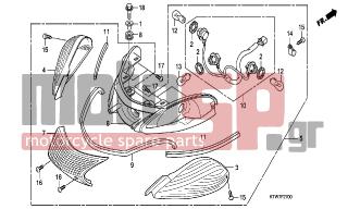 HONDA - SH300 (ED) 2007 - Body Parts - REAR COMBINATION LIGHT - 93901-24380- - SCREW, TAPPING, 4X12