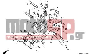 HONDA - CBR1100XX (ED) 2003 - Body Parts - REAR FENDER - 83501-MG7-000 - GROMMET, SIDE COVER