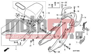 HONDA - CBF600S (ED) 2006 - Body Parts - SEAT/SEAT COWL - 77315-MER-R01ZC - COWL SET, R. RR. (WL) *TYPE3*