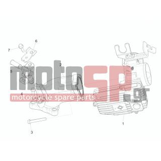 Gilera - FUOCO 500 4T-4V IE E3 LT 2013 - Engine/Transmission - Throttle body - Injector - Fittings insertion - 872269 - Βίδα ΤΕ με ροδέλα M5x20