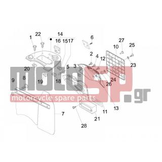 Vespa - LX 50 2T E2 TOURING 2011 - Body Parts - Aprons back - mudguard - CM178604 - ΒΙΔΑ TORX